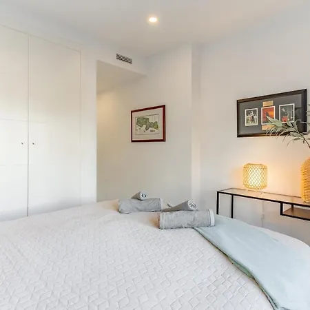 Luxury 3 Bed Ground Floor With Sea View דירה