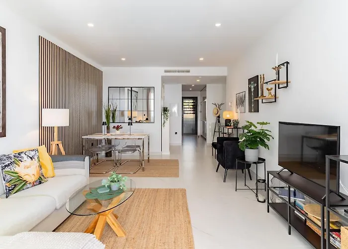 דירה Luxury 3 Bed Ground Floor With Sea View