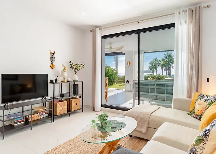 דירה Luxury 3 Bed Ground Floor With Sea View *