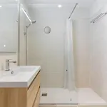 Luxury 3 Bed Ground Floor With Sea View