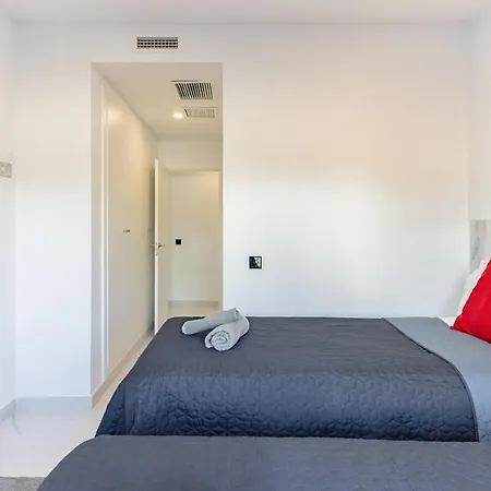 Apartman Luxury 3 Bed Ground Floor With Sea View *