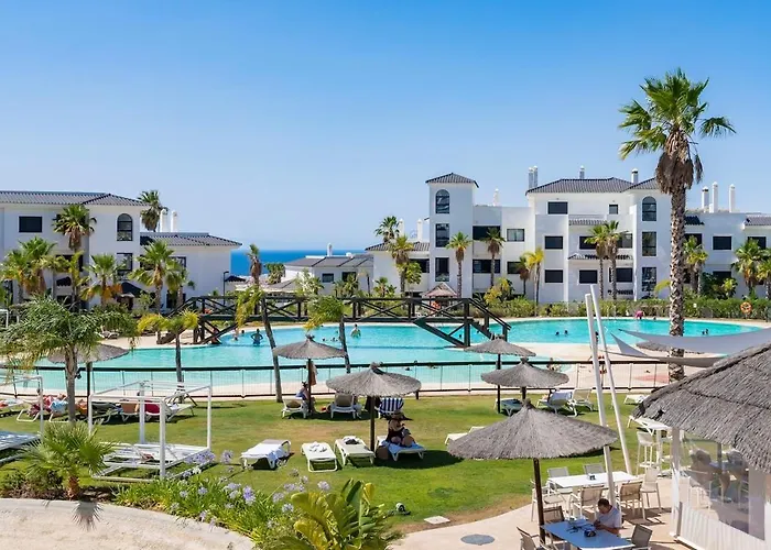 Luxury 3 Bed Ground Floor With Sea View